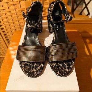 AGL Minimalist Black Logo Design